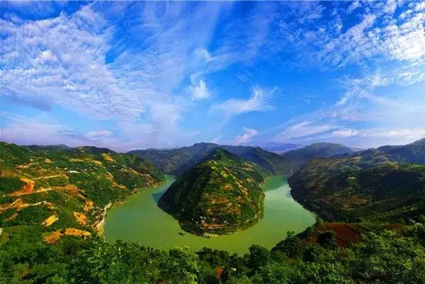  汉江第一湾——乾坤湾