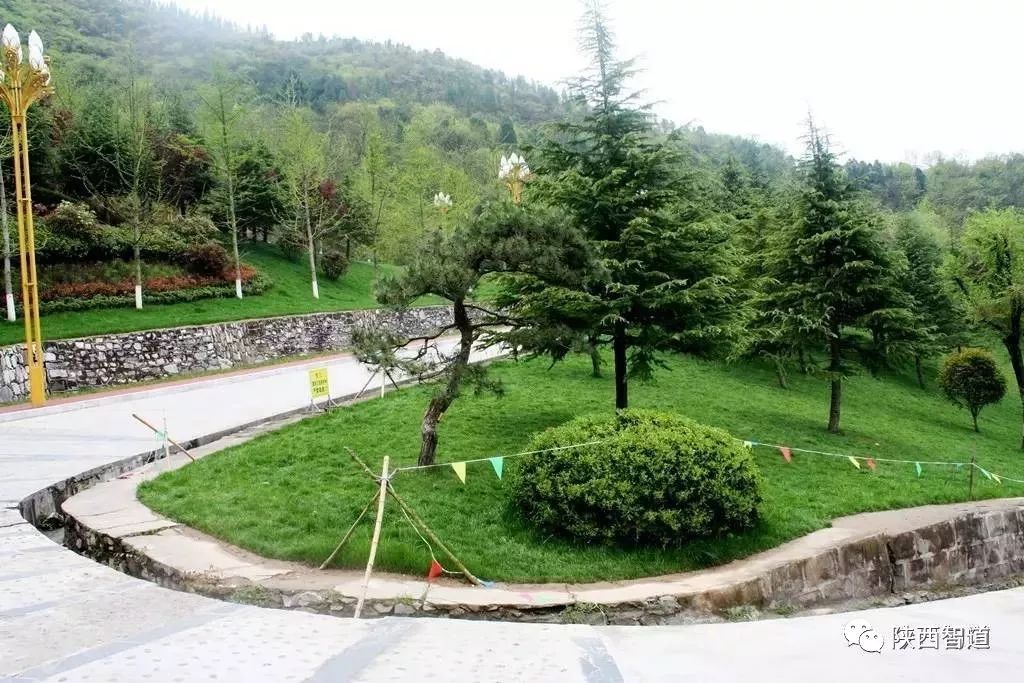 旬阳太极森林公园(图2) 8c93a86a830d45638ffb47aa1e89c823.jpeg