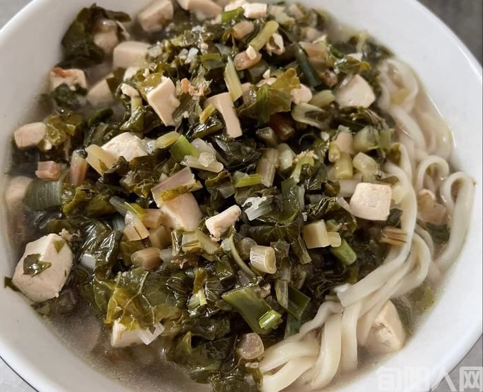 酸菜两掺面陪伴着成长 文/肖海娟(图1)