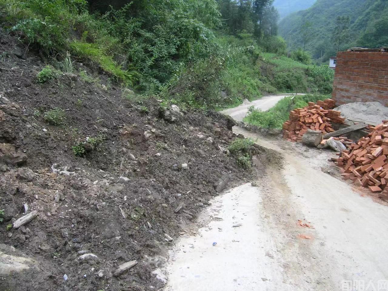 又到桐木乡 文/何世芬(图4) 微信图片_20221209184214.jpg