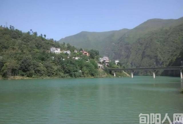 穿越时空的河流 文/程根子(图2)