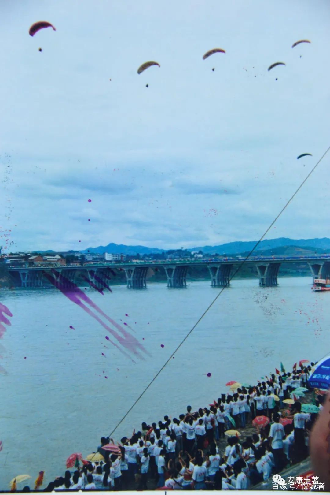 我拍龙舟三十年——吴定国(图28) 我拍龙舟三十年——吴定国(图28)