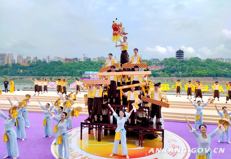 第二十三届中国安康汉江龙舟节主题活动盛大启幕(图6) 第二十三届中国安康汉江龙舟节主题活动盛大启幕(图6)