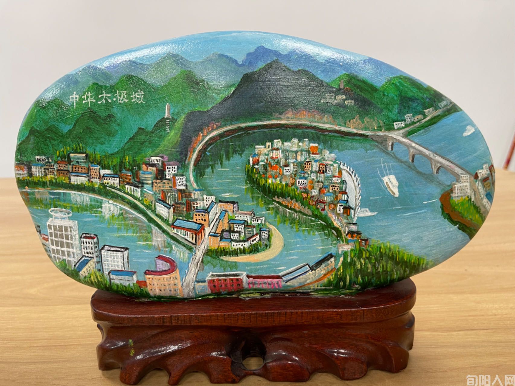 旬阳马纪宝的“石绘”缘                                    文/肖海娟