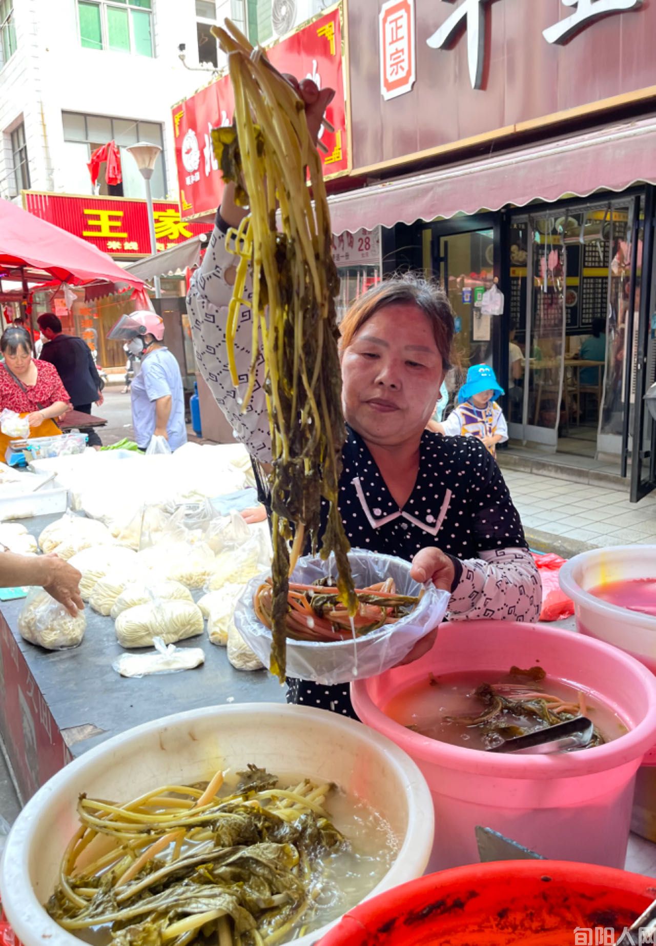 旬阳美食:旬城人餐餐离不开的“酸菜”!(图4) 02.jpg