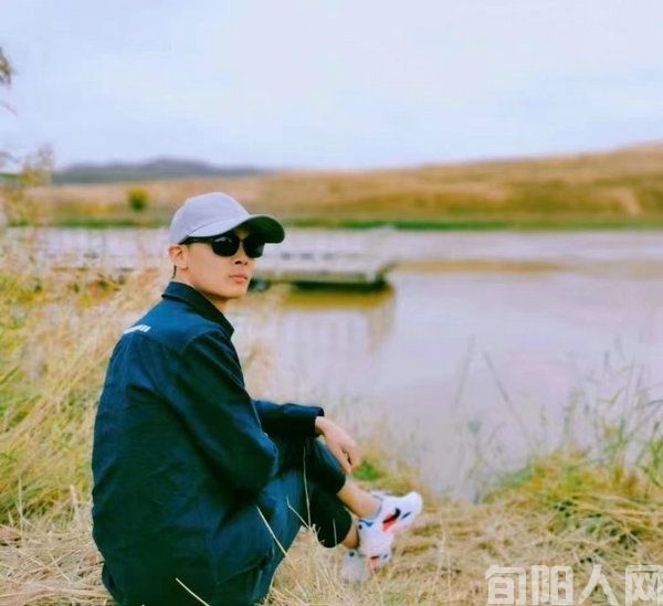 寄青春 文/柯荣(图1) 微信图片_20230721150020.jpg