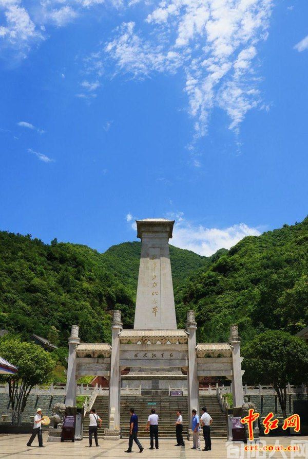 红色文化铸国魂,绿色发展富乡村(图2) 02.jpg