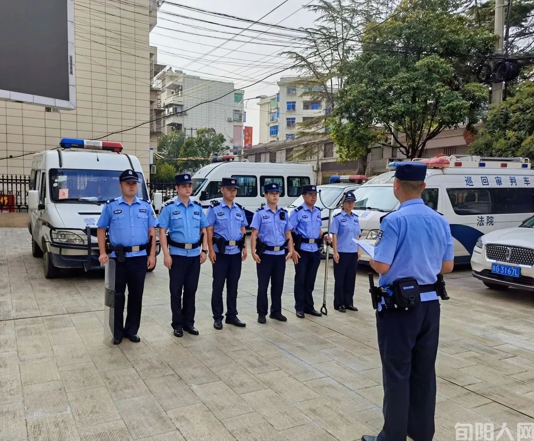 旬阳法院法警大队圆满完成强制执行案件警务保障任务(图1) 法院.jpg
