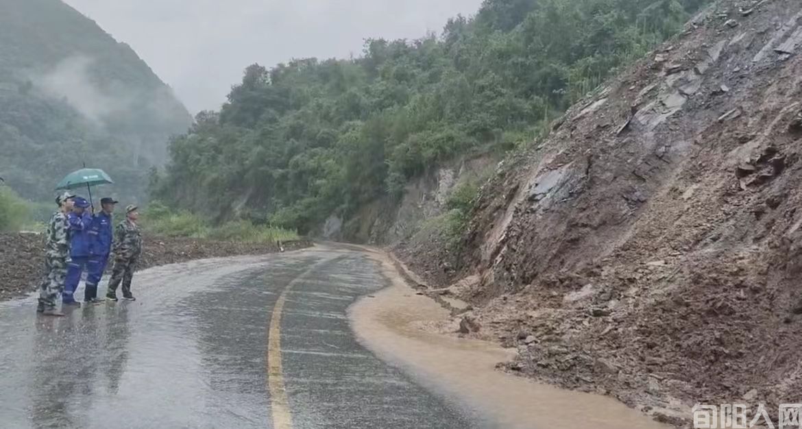 旬阳市甘溪镇:绷紧“防汛弦”,筑牢“安全墙”(图3) 甘溪图三.jpg