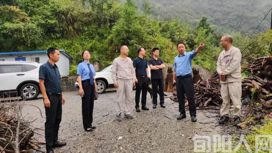 聚力巡河护水   助推水环境治理