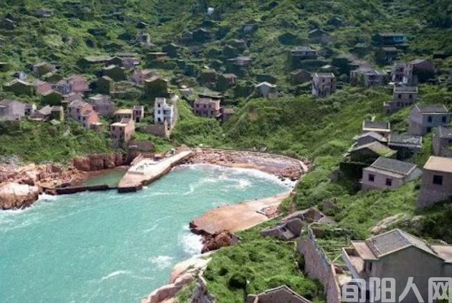嵊山岛“无人村” 文/石岩磊(图1) 无人村.jpg