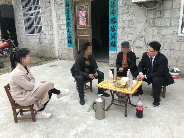 陕西旬阳法院:细致调解 “法”暖人心(图1) 李涛(高新法庭).jpg