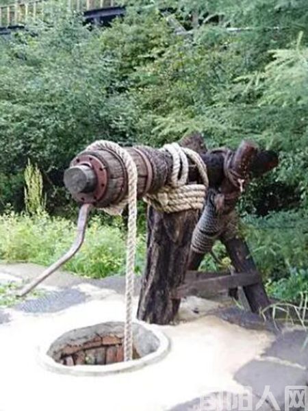 咸阳白庙村是辘轳的发明地 文/笨马九方皋(图1) 轱辘.jpg