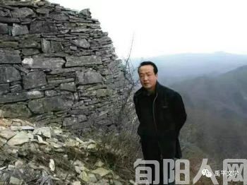 雨天拣书 文/宋瑞林(图2) 宋.jpg