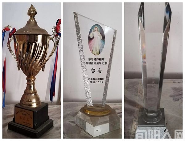 郑改华:耄耋之年雄风在 网络红人冲浪行 文/张根劳(图3) 郑4.jpg