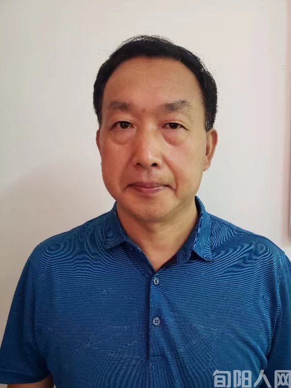 中年赞歌二首 文/刘承印(图2) 刘.jpg