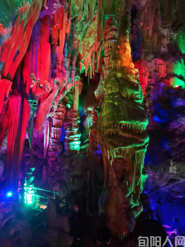 山体植被茂盛,洞内北国奇观 古道穿越时空,探险体验人生 一一国家地质公园柞水溶洞和古道岭遗迹游记(图5) 图片5.jpg