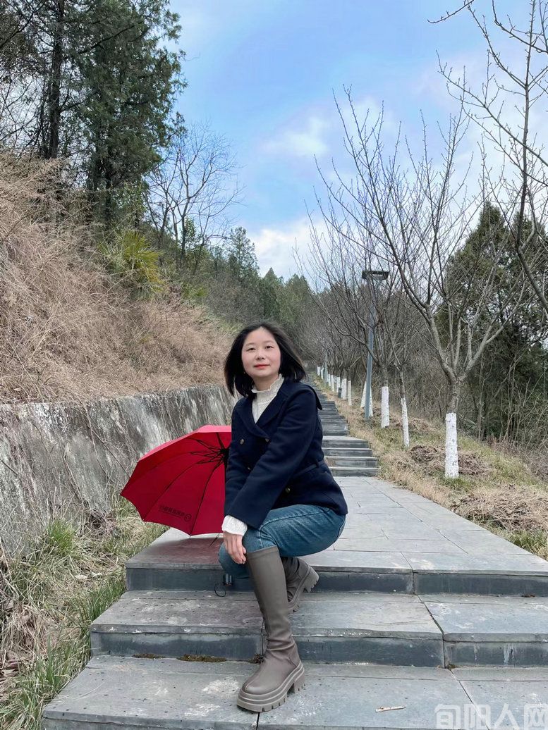 旬阳人网总编辑肖海娟(图1) 微信图片_20240325111223.jpg