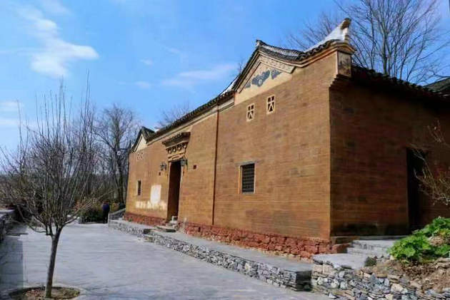 一座带有历史印记的曹家大院 文/程根子(图1) 曹家大院.jpg