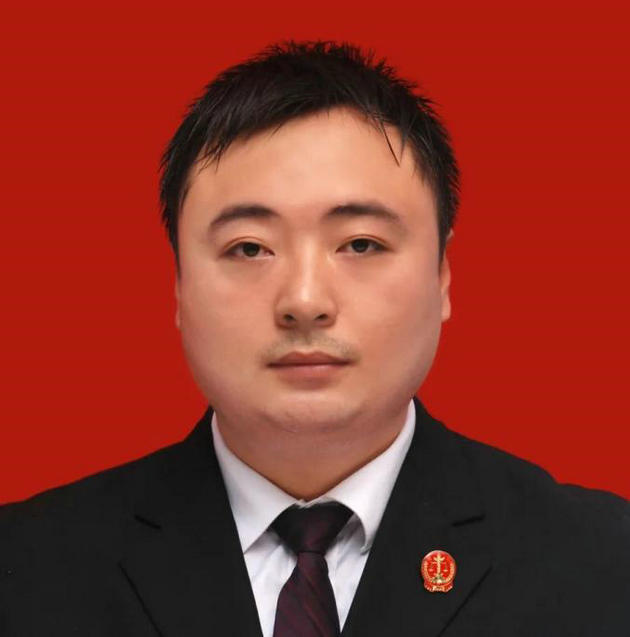 人民的好法官，新时代楷模人 ---记旬阳市人民法院优秀法官田拓同志，在平凡工作中的二，三事。   文/华军