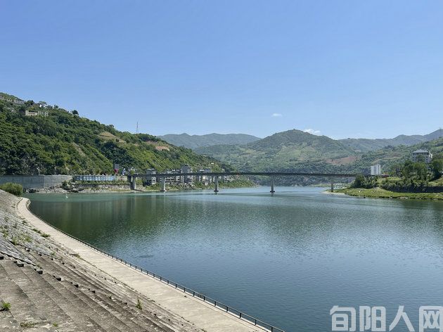 魅力旬阳 文/刘承印 (图1) 汉水.jpg