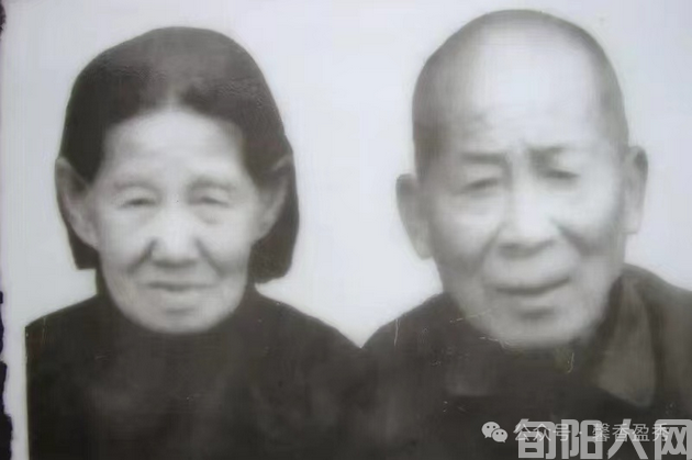 母爱悠长 文/刘世文(图1) 母亲大人.png