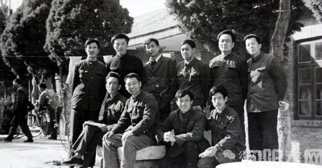 我的往事(111):莫伸老师 文/李康平(图1) 莫伸老师.jpg