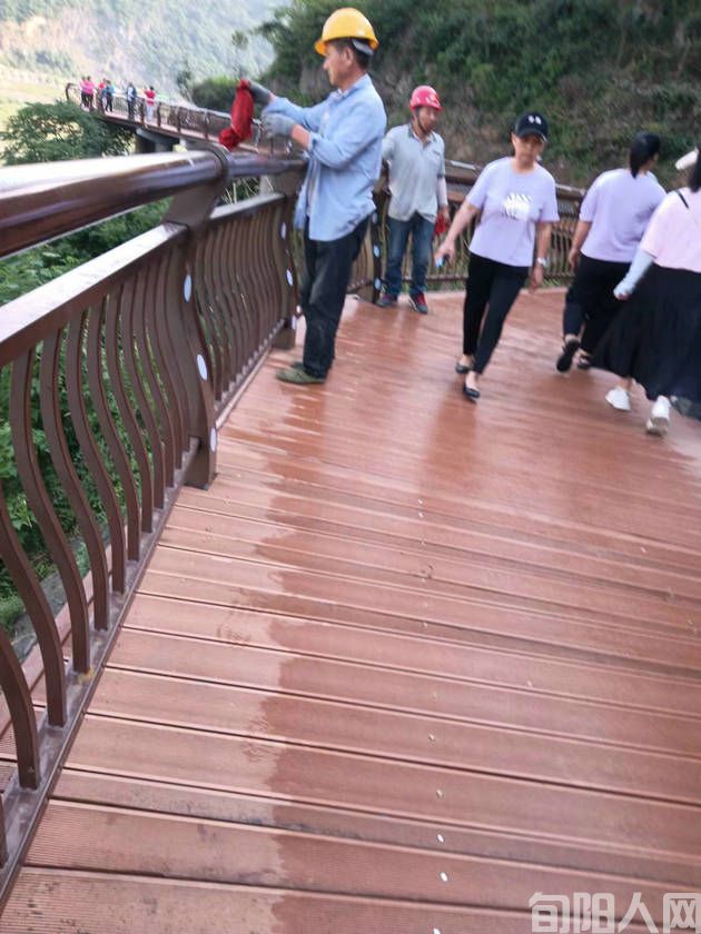 诗吟,游步道 文/棕杰(图2) 张03.jpg