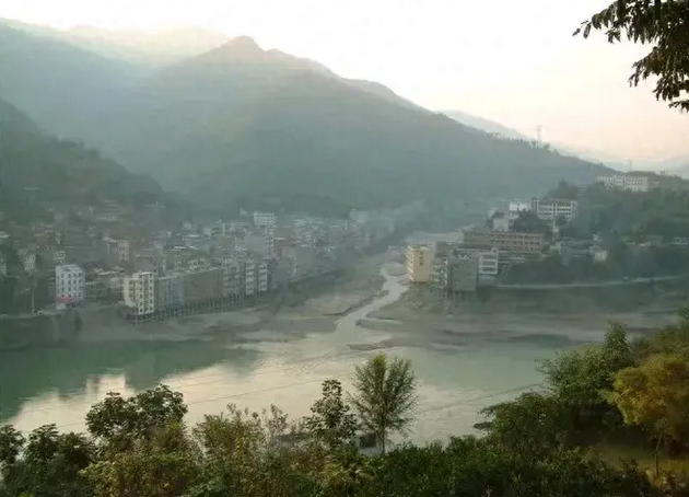 回旬阳老家蜀河古镇有感 文/喻生军(图2) 蜀河1.png