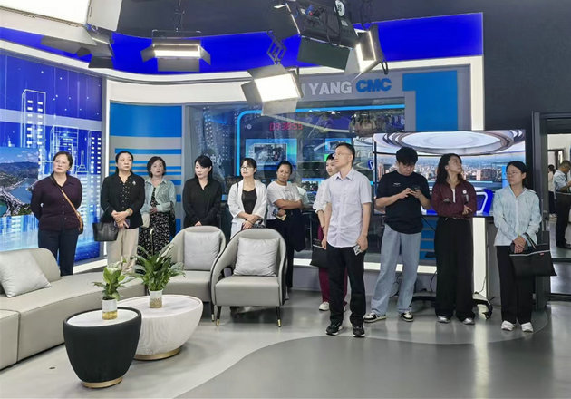 2024年全省广播电视行政执法业务培训班来旬参观学习(图1) 02.jpg