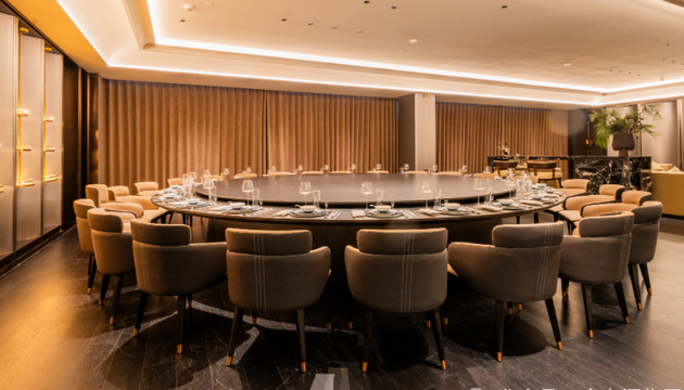 秋光潋滟店门开 商海金秋展宏图 ——金力源国际酒店华彩炫世侧记(图10) 酒店.png