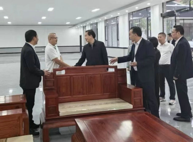 旬阳红木家具正开启家具领域新风尚(图4) 3.jpg