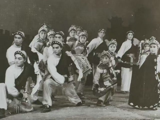 梦里唱二黄 文/唐巴(图1) 汉剧.jpg