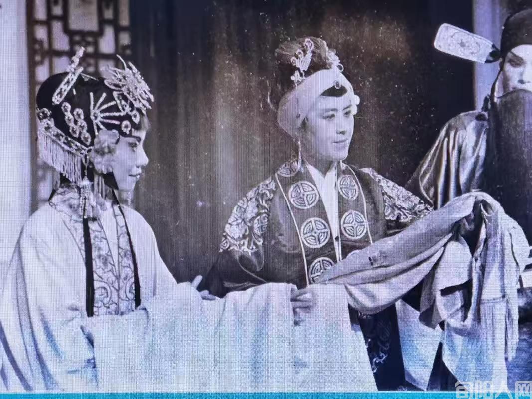 汉调二黄浅析           文/柴子彬