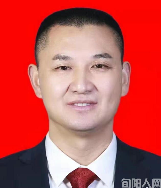 莫振宇:从工程专家到乡村致富领路人(图1) 01莫振宇.jpg