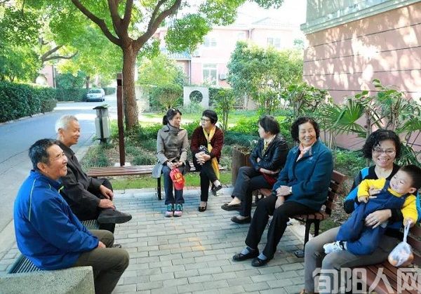 陕西旬阳市城关镇瑞莲小区:“三能”行动激活基层治理“红色引擎”(图4) 4.jpg