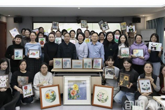 西安市新城区人民检察院开展“指尖传承非遗·棉絮绘梦芳华”棉絮画手工创作体验活动(图3) 棉絮.jpg