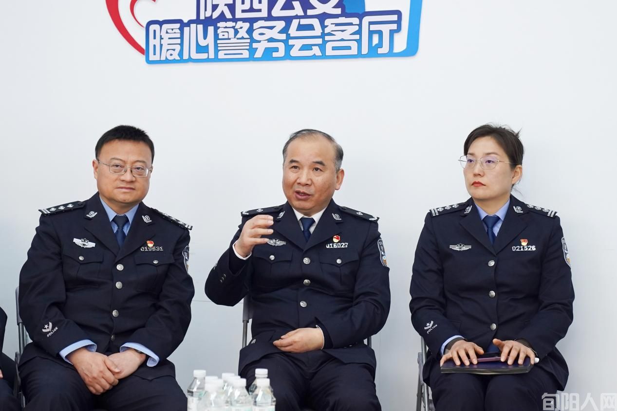 西安市公安局“Deepseek+社区主防”智慧社区治理研讨会在碑林区分局东关南街派出所成功举行(图3) 3.jpg