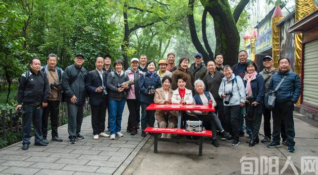 陕西老年大学:破译银龄学习的幸福密码(图4) 老年4.jpg