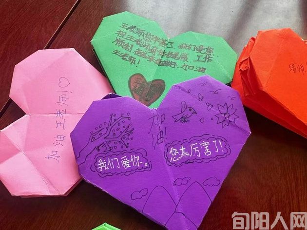 王庭德:书香励志,共赴成长之约(图3) 黄冈3.jpg