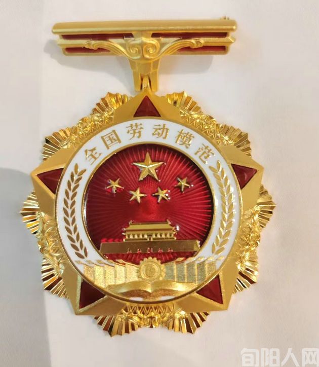 以实干担当书写新时代劳动者风采 ——旬阳市棕溪镇商会常务副会长赵吉军荣获“全国劳动模范”荣誉称号侧记(图3) 赵吉军3.jpg