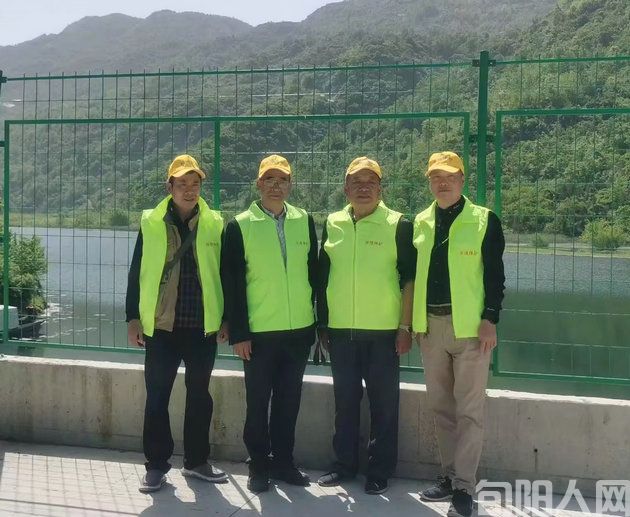 常正安:挥洒汗水赋环保,定叫汉江荡碧波——王孝文与他的守护汉江志愿者联合会(图1) 常.jpg