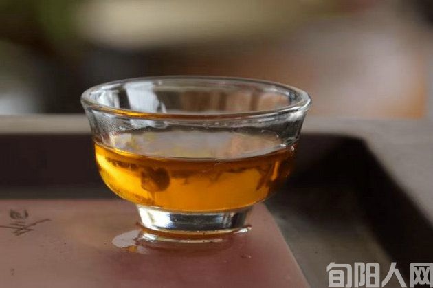 锲而不舍：《冰火两重天》（小小说）