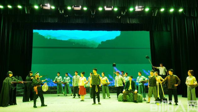 《一位母亲的遗言》唱响廉洁强音,商洛再掀观剧热潮(图3) 04.jpg