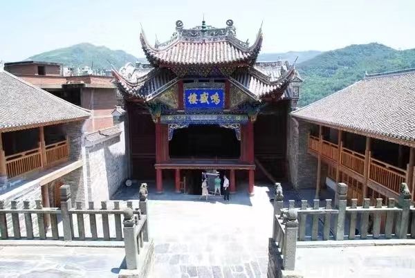 提升旬阳生态旅游产业新跨越之我见 文/龚建华(图3) 1.jpg