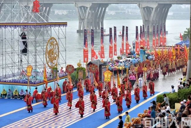 包粽子,话传传承,端午安康(图1) mmexport1687659101580.jpg